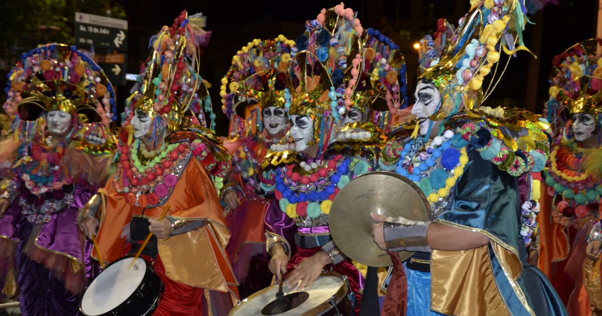 Desde la República Checa hasta Cabo Verde y Uruguay, analizamos las celebraciones del Carnaval en todo el mundo.